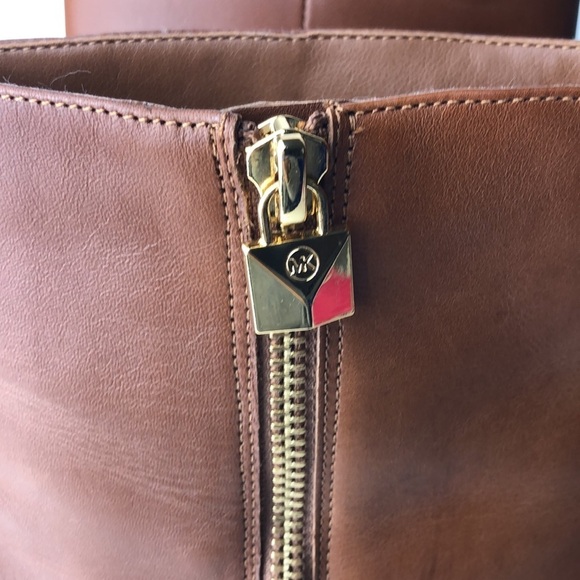 Michael Kors Frenchie Brown Ankle Boots Minimalist 10 - Picture 11 of 14